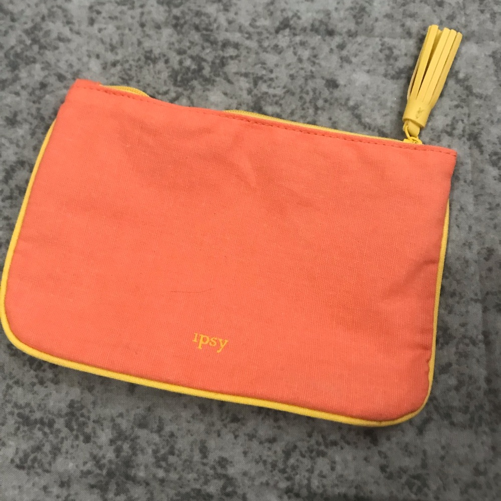NWOT IPSY BAG